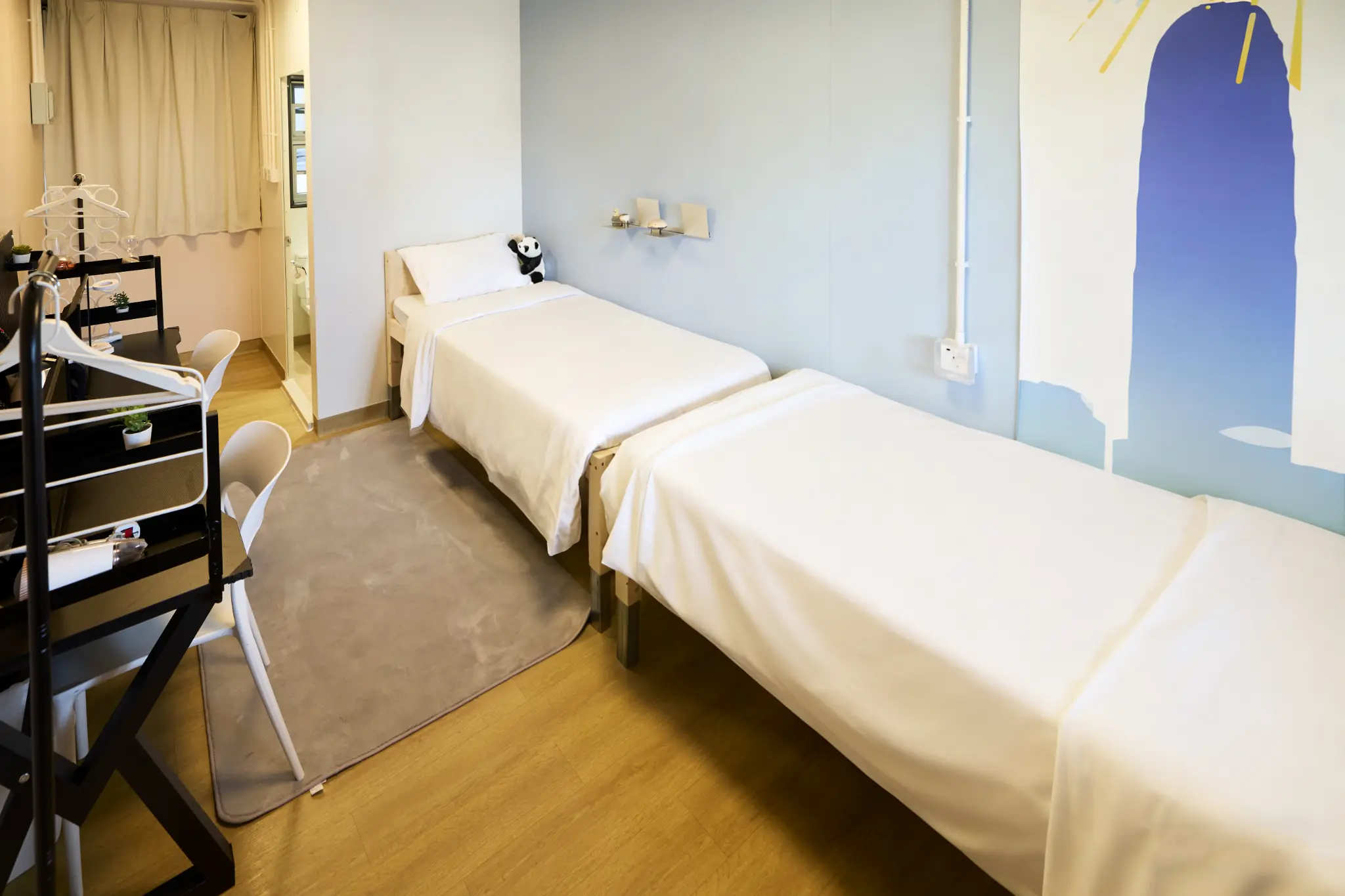 MODERN ACCOMMODATION